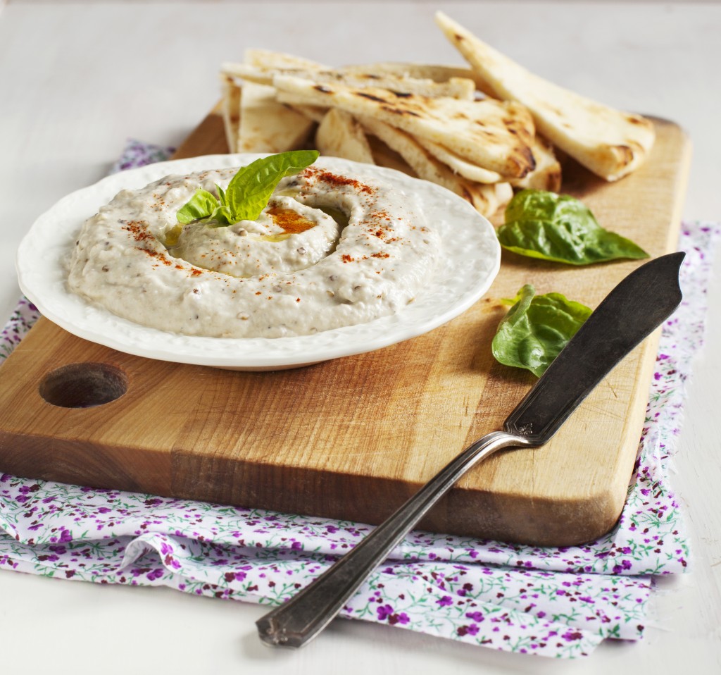 Hummus with Bread